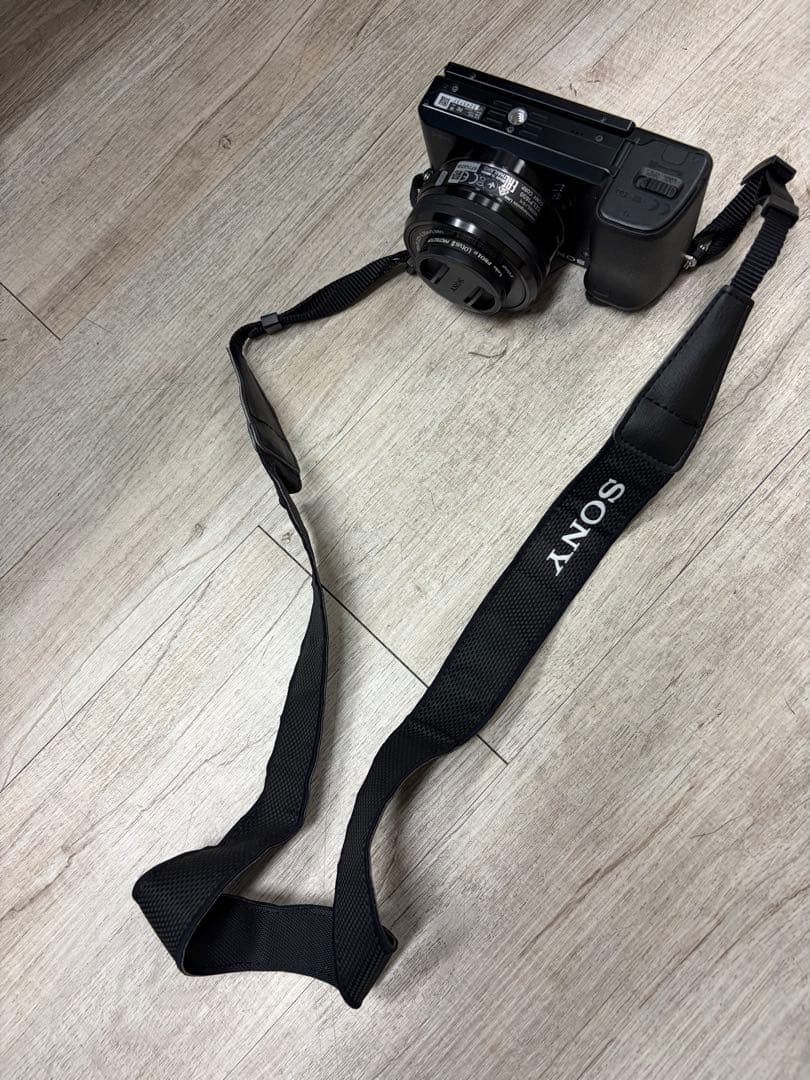 Sony Mirrorless Interchangeable Lens Cameras 6000 E 16-50Mm
