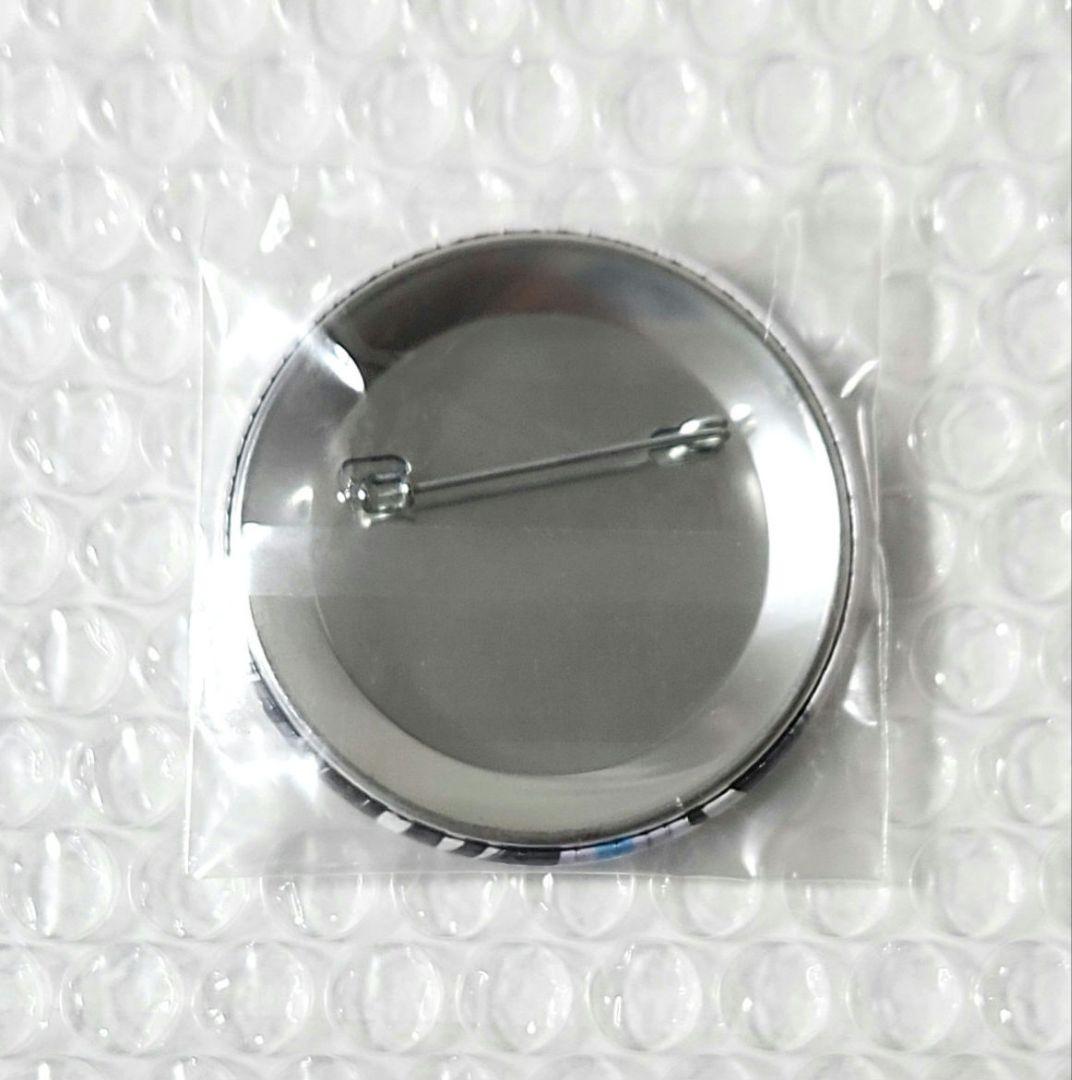 Pins, Pin Badges, Can