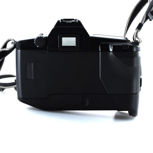 Canon Slr Camera (Film) Eos 650 #T101A