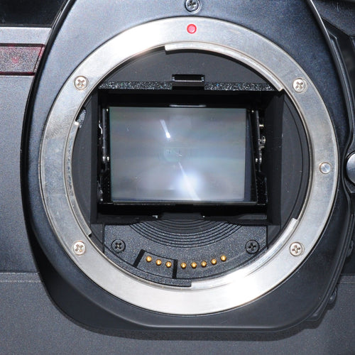 Canon Slr Camera (Film) Eos 650 #T101A
