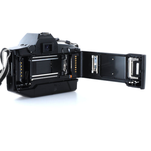 Canon Slr Camera (Film) Eos 650 #T101A