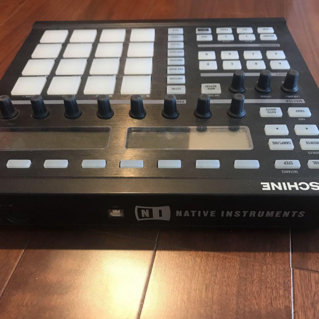 Hardware Sound Source Ni Maschine Mk1