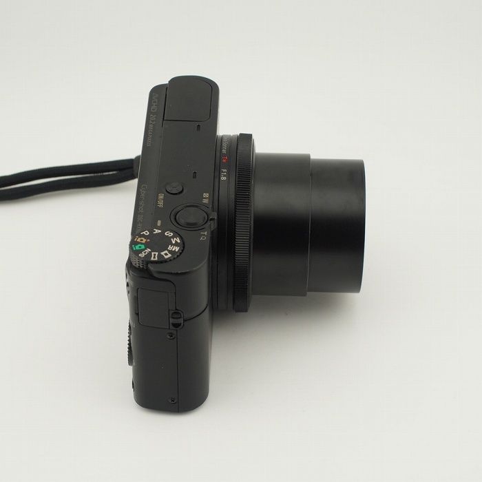 Sony Compact Digital Camera Dsc-Rx100