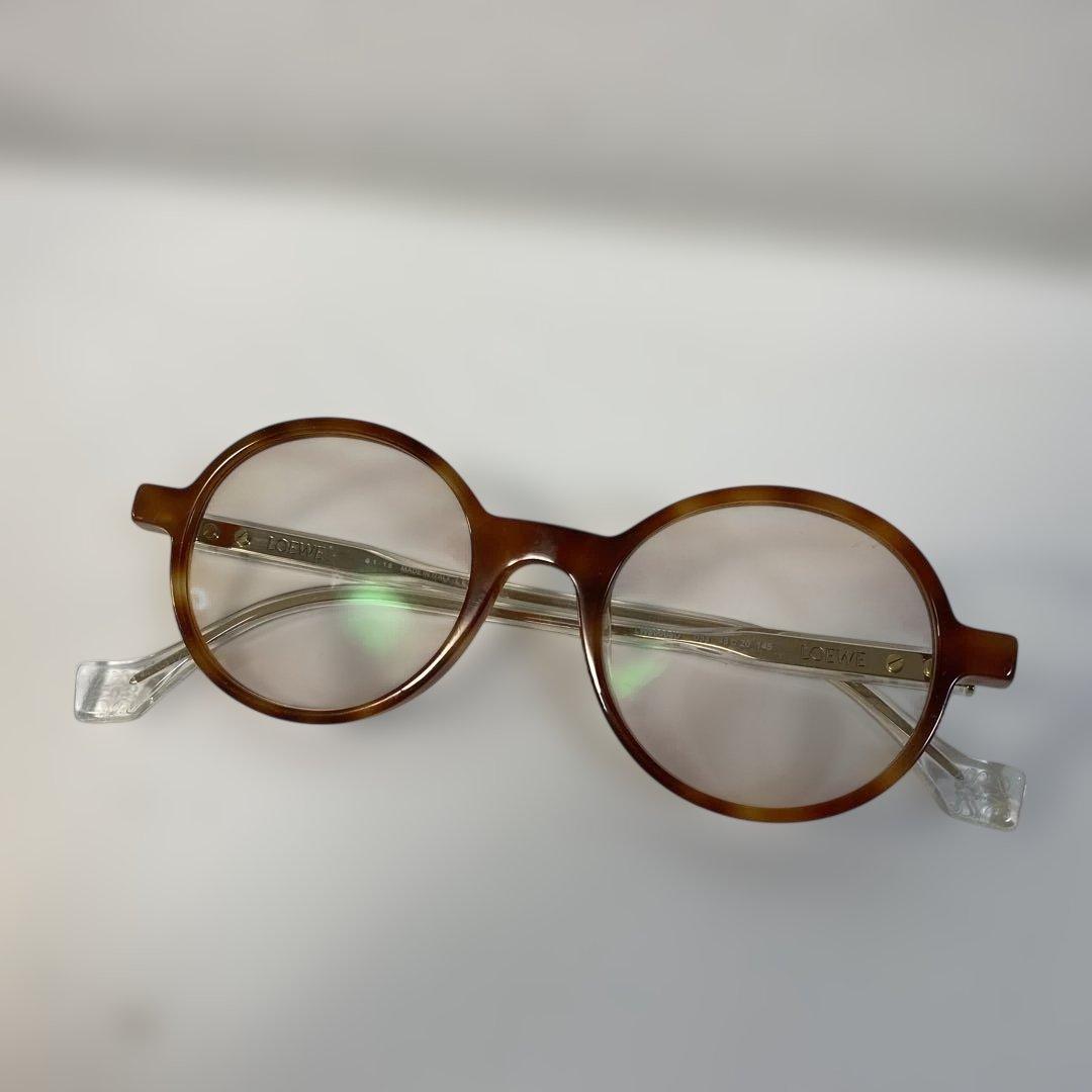 Loewe Sunglasses Lw5004U