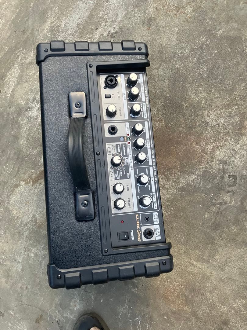 Roland Guitar Amplifiers Cube Street
