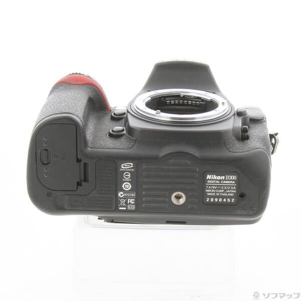 Nikon Digital Slr D300 Af-S Dx Vr18-200G 262