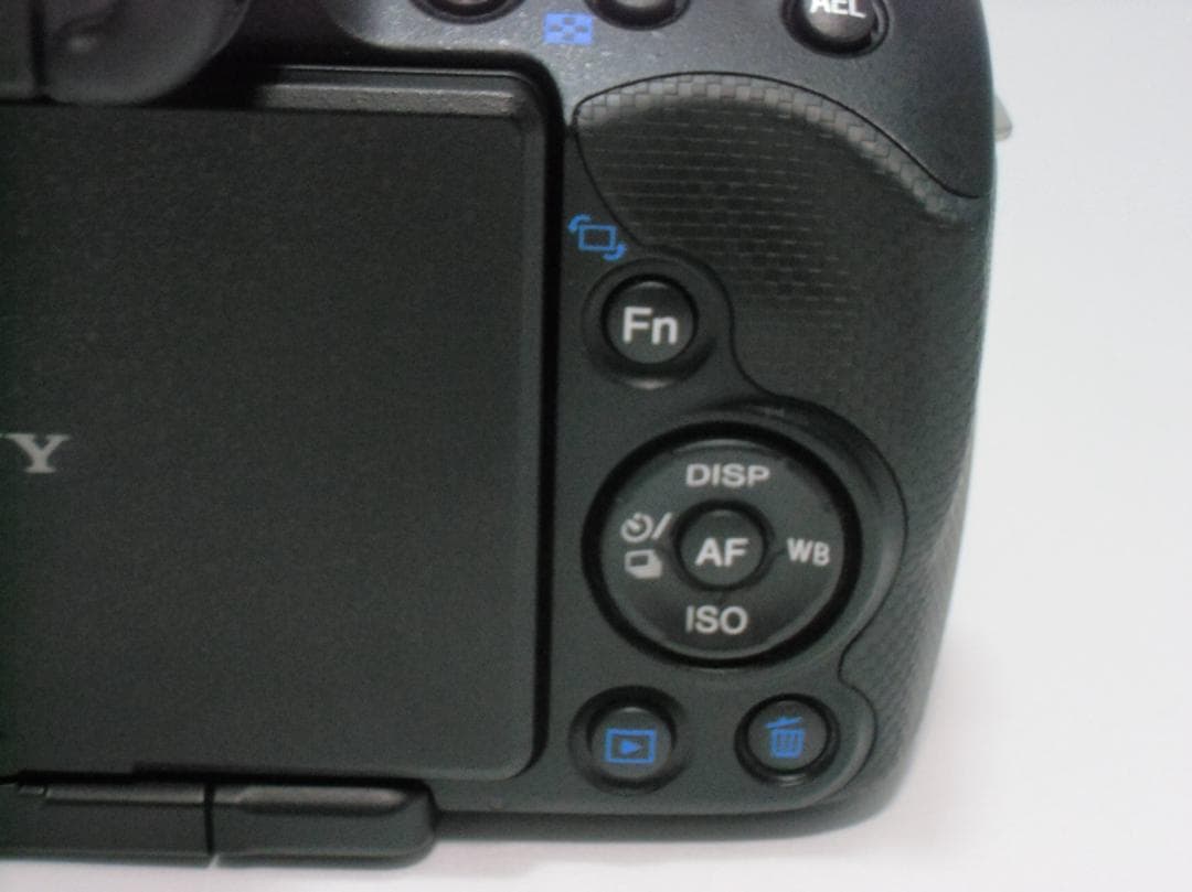 Sony Digital Slr 55 2 B059