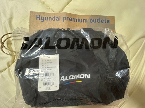 Salomon Shoulder Bags