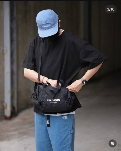 Salomon Shoulder Bags