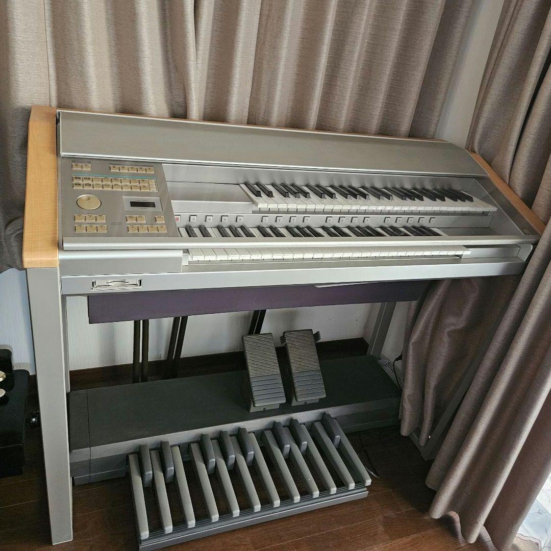 Yamaha Electronic Organs Els-02C 08