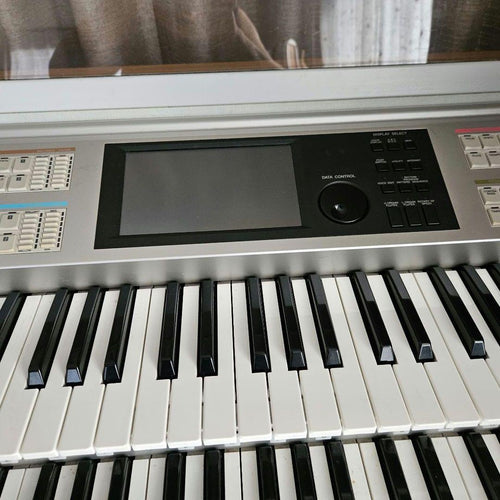 Yamaha Electronic Organs Els-02C 08