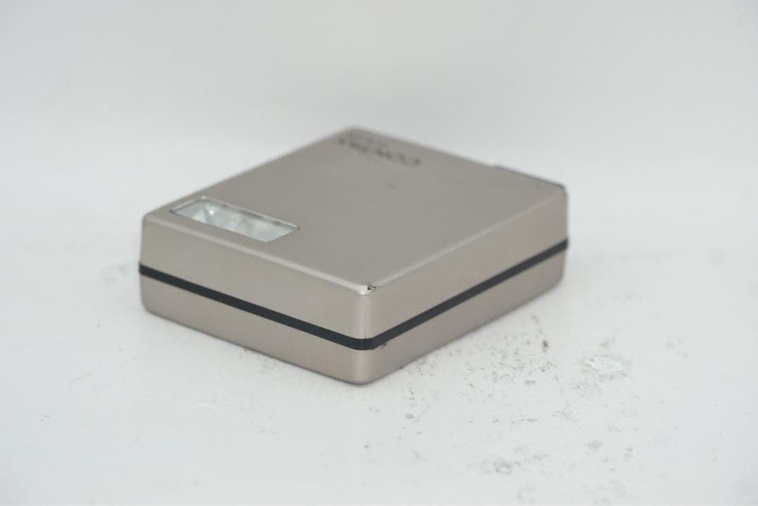 Contax Flash Tla140