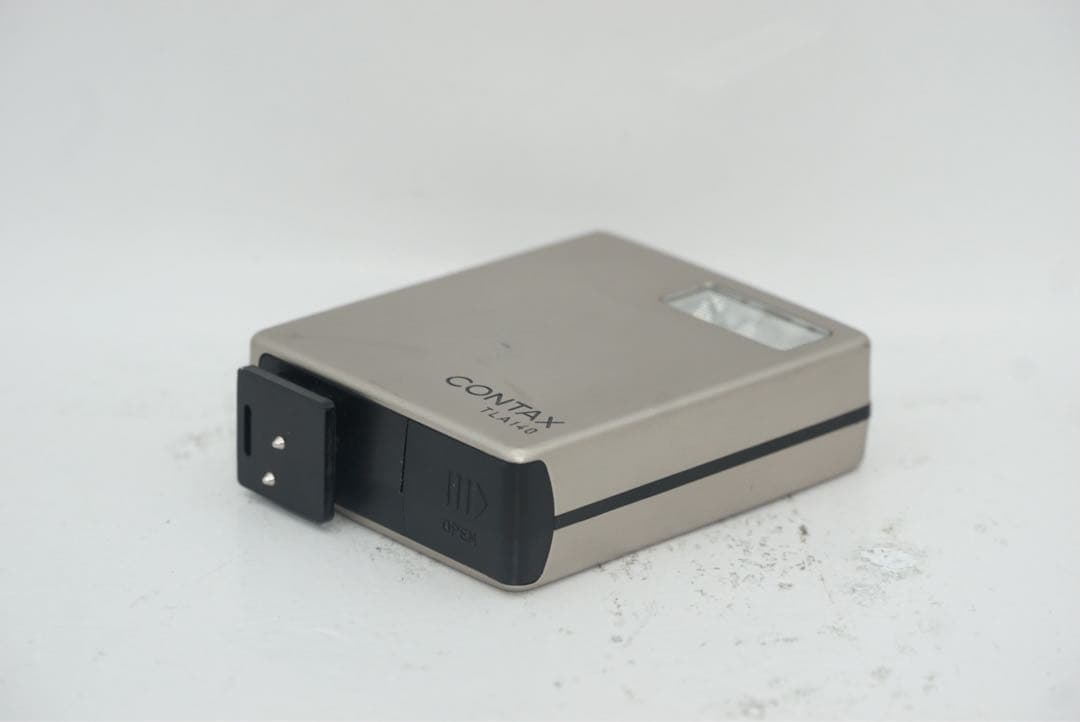 Contax Flash Tla140