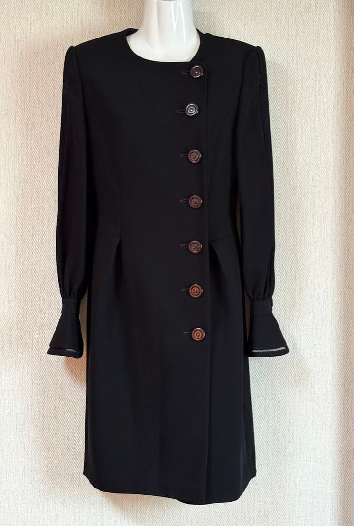 Christian Dior Long-Sleeve Three-Quarter-Sleeve