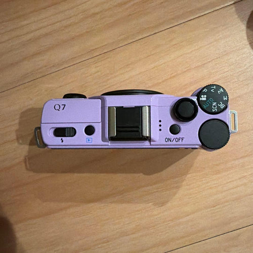 Pentax Compact Digital Cameras Q7