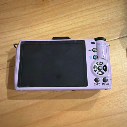 Pentax Compact Digital Cameras Q7
