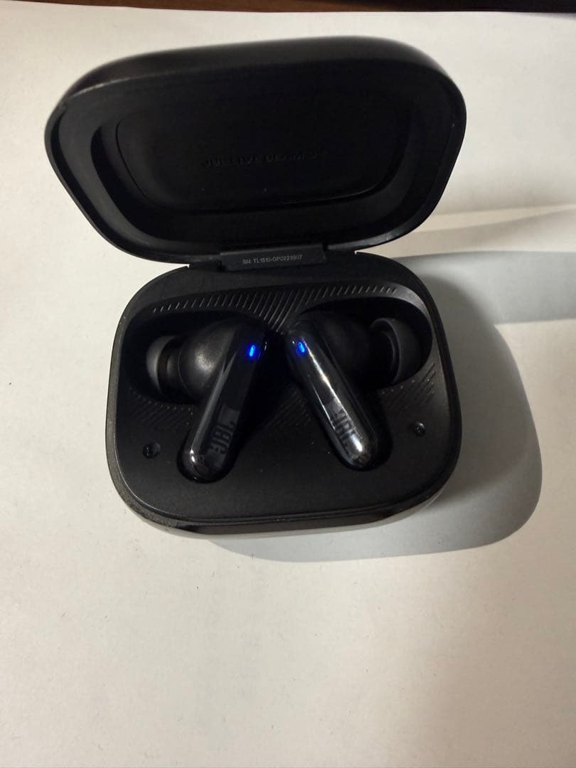 Jbl Wireless Earphones Live Beam3