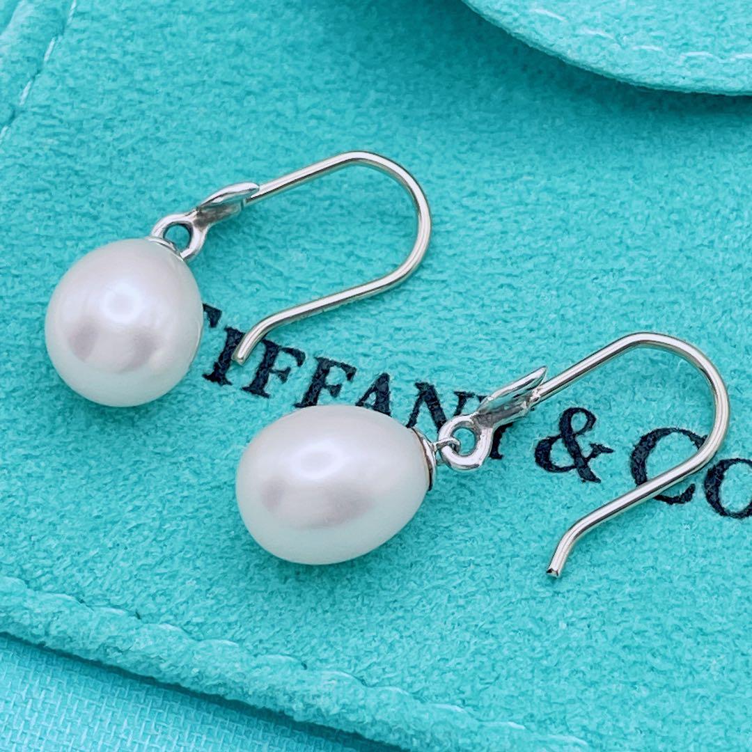 Tiffany Earrings (Pairs) Co.