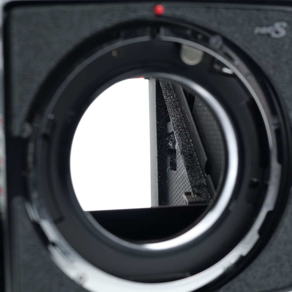 Mamiya Large -Size Medium Format Camera (Film) Rb67 Pros