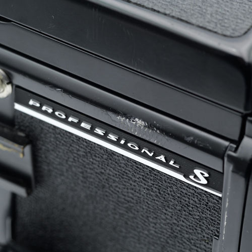 Mamiya Large -Size Medium Format Camera (Film) Rb67 Pros