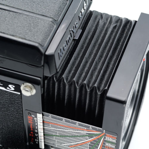 Mamiya Large -Size Medium Format Camera (Film) Rb67 Pros