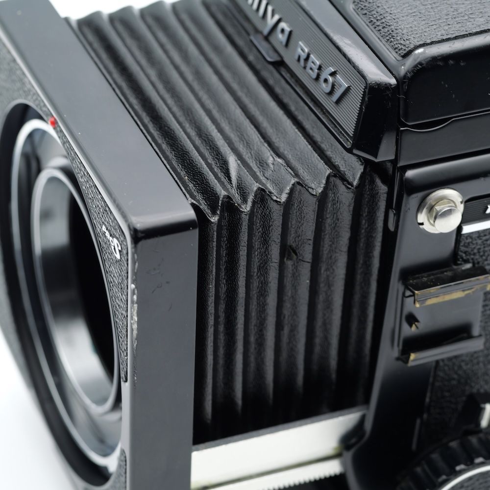 Mamiya Large -Size Medium Format Camera (Film) Rb67 Pros