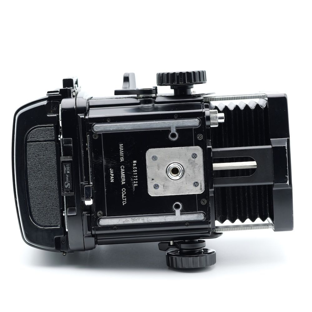 Mamiya Large -Size Medium Format Camera (Film) Rb67 Pros