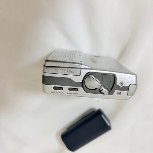 Kenwood Portable Md Players Dmc-J7R