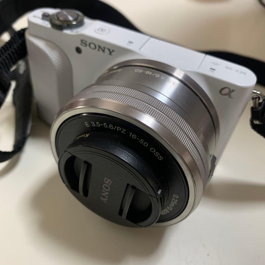 Sony Mirrorless Interchangeable Lens Cameras E 16-50Mm