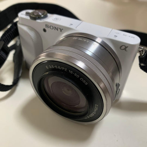 Sony Mirrorless Interchangeable Lens Cameras E 16-50Mm