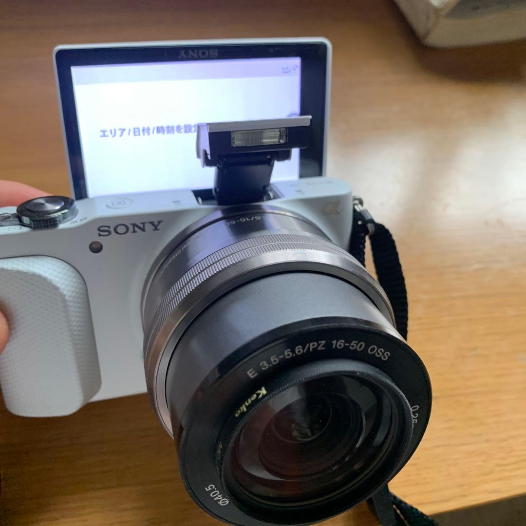 Sony Mirrorless Interchangeable Lens Cameras E 16-50Mm