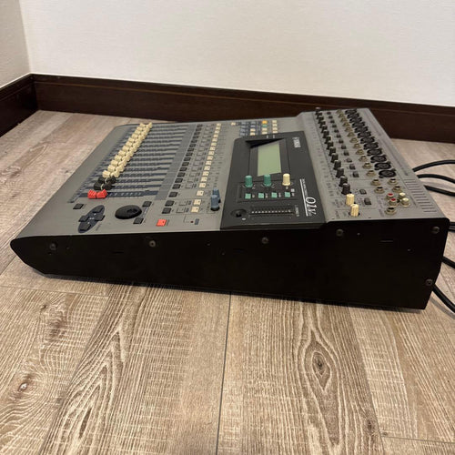 Yamaha Digital Mixers 01V