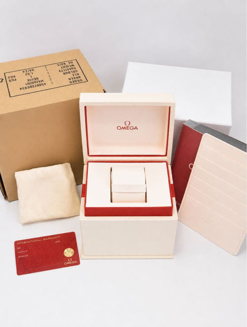 Omega Watch (Quartz) 2028