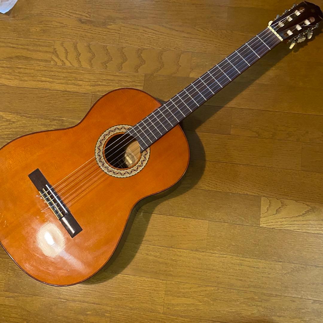 Yamaha Classical Guitars G-120