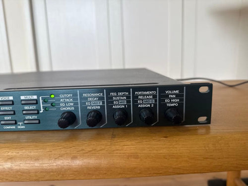 Yamaha Modular Synthesizers O-2508 Motif -Rack Xs