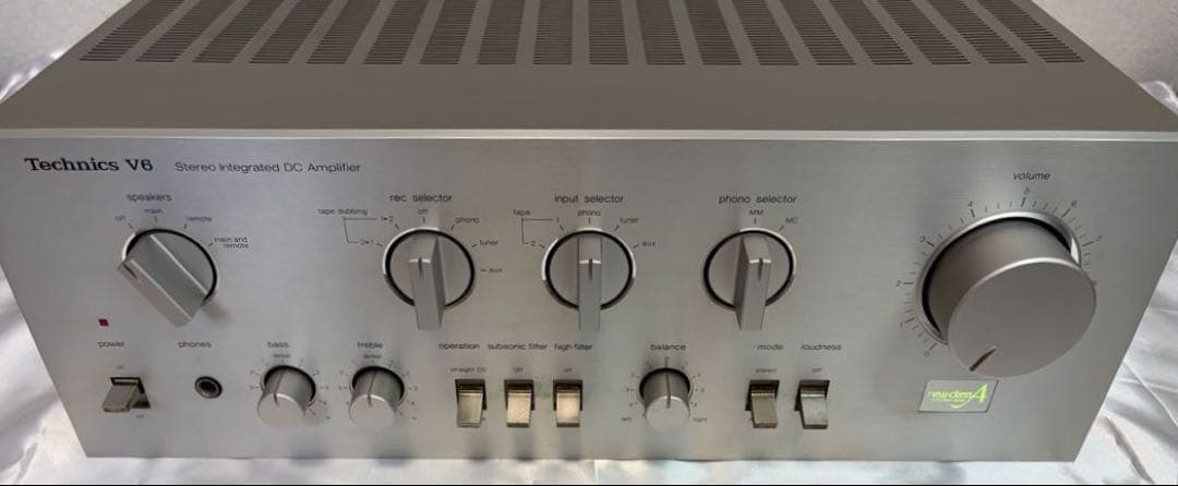 Technics Integrated Amplifiers Su-V6