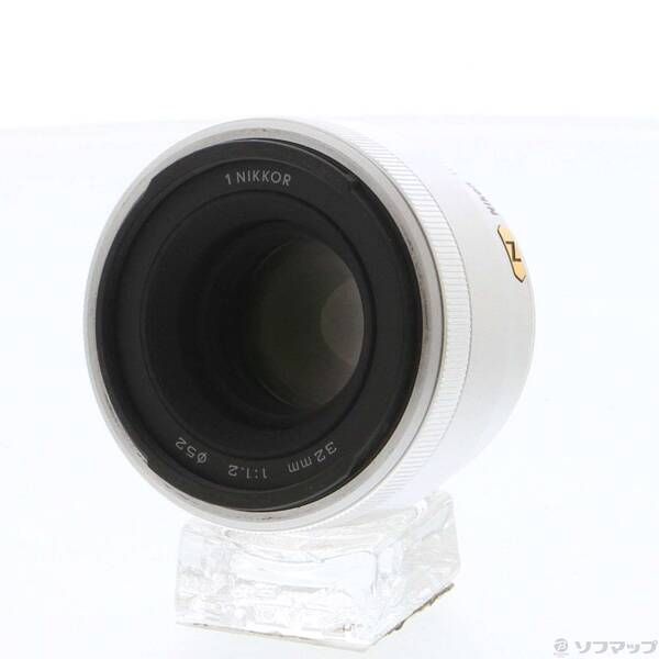 Nikon Lens (Zoom) 1 Nikkor F1.2 262