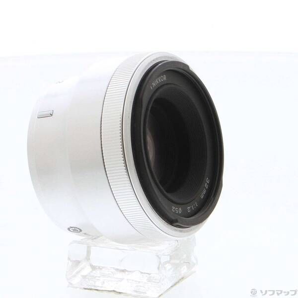 Nikon Lens (Zoom) 1 Nikkor F1.2 262