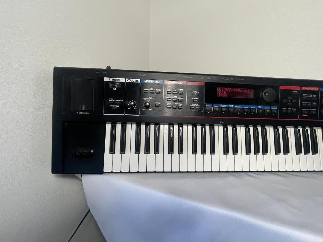 Others Roland Juno-Di