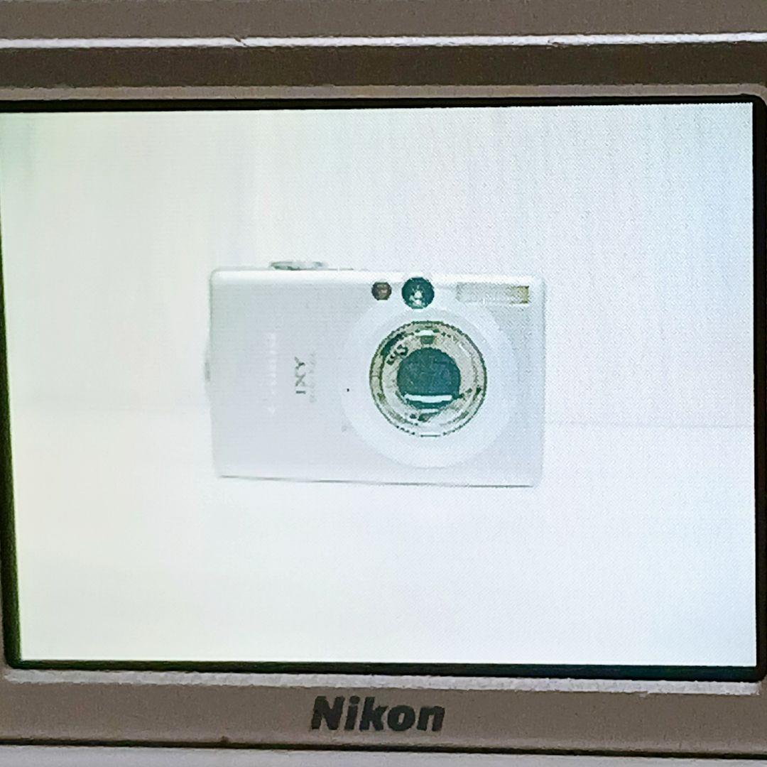 Nikon Compact Digital Cameras Coolpix S520