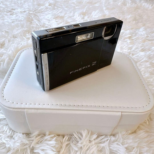 Fujifilm Compact Digital Cameras Finepix Z200Fd