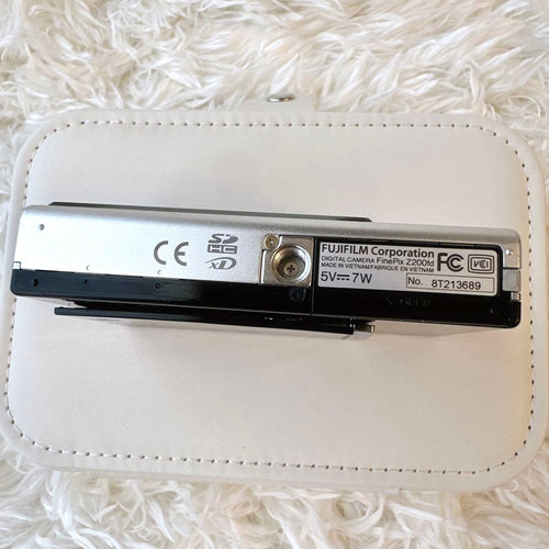 Fujifilm Compact Digital Cameras Finepix Z200Fd