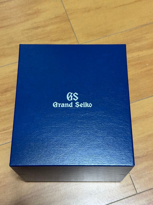 Grand Seiko Quartz Watches Sbgp009