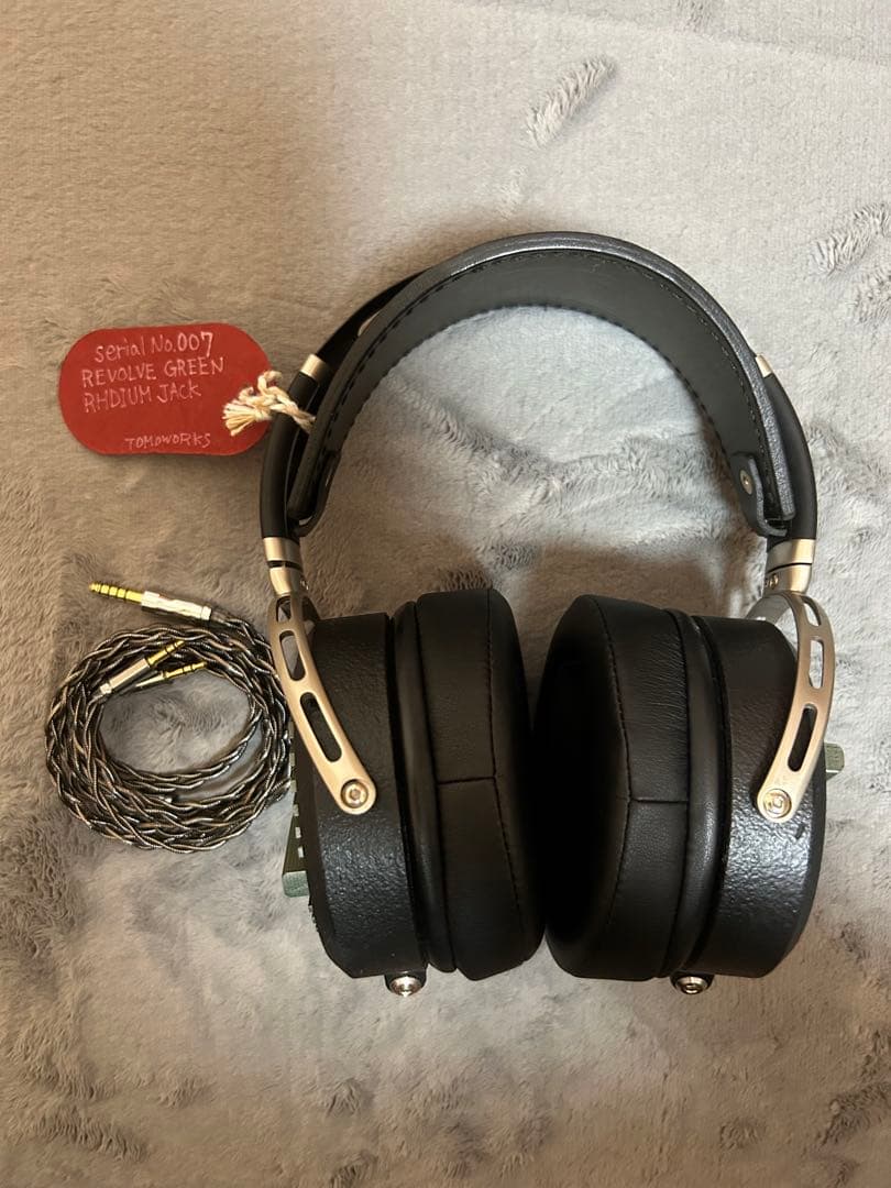 Recableable Headphones Tomoworks Revolve