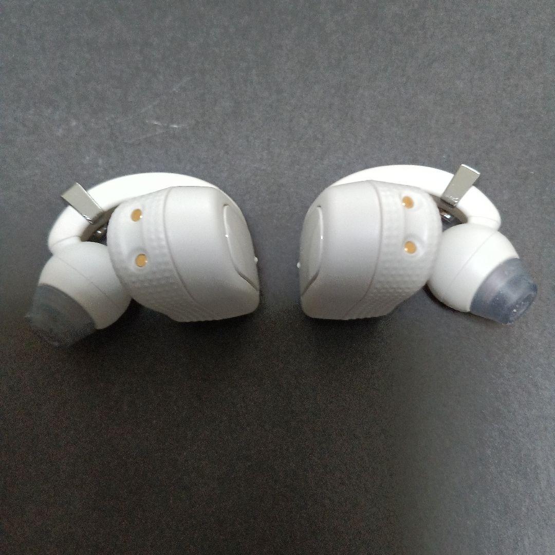Casio Wireless Earphones Earu Er-100 Ivory White