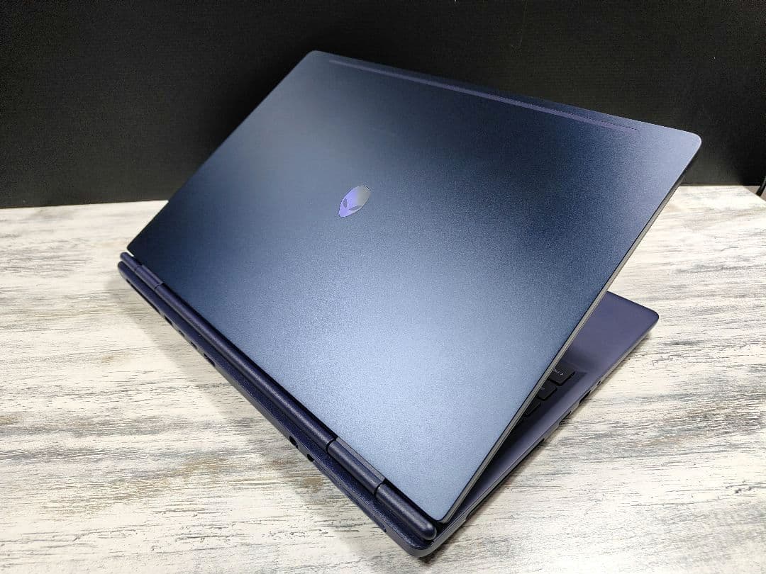 Windows Laptops Alienware 16 Aurora