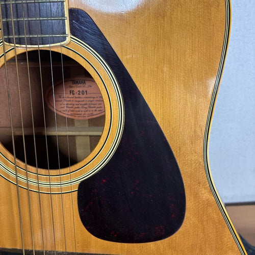 Yamaha Acoustic Guitar Fg201