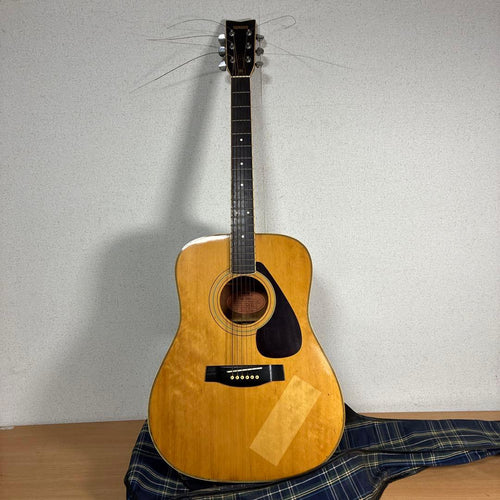 Yamaha Acoustic Guitar Fg201