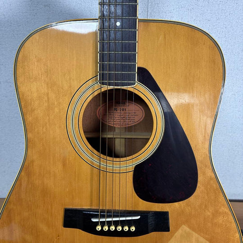 Yamaha Acoustic Guitar Fg201