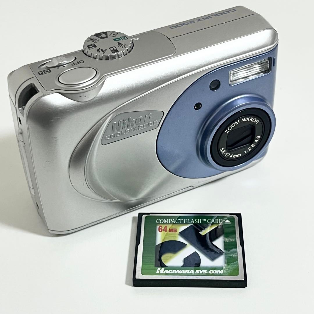 Nikon Compact Digital Camera Coolpix 2000
